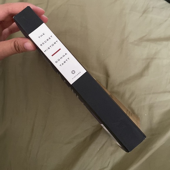 The Secret History By Donna Tartt - Picture 4 of 5